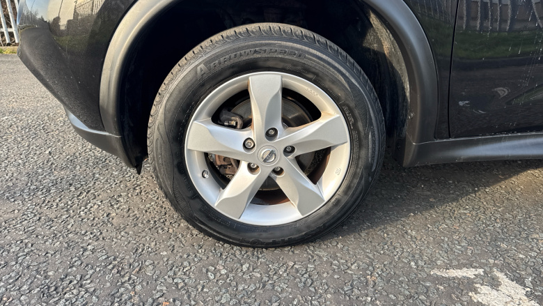 Nissan Juke 1.6 [94] Visia 5dr Petrol Hatchback